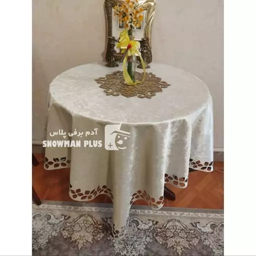 رومیزی طرح گلبرگ سایز 130-130  مخمل مبلی آستردار  میز دکوری-میز خاطره