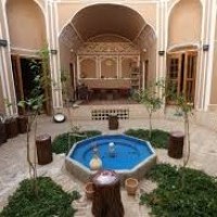 حیاط خلوت