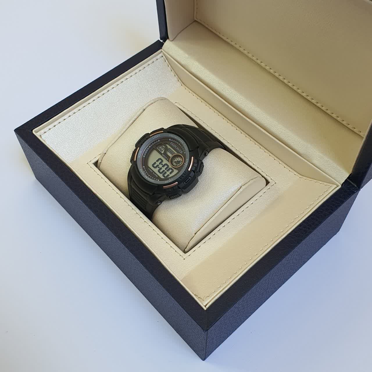 ساعت مچی مردانه امپاور رنگ‌بندی مشکی بند رابر Empower