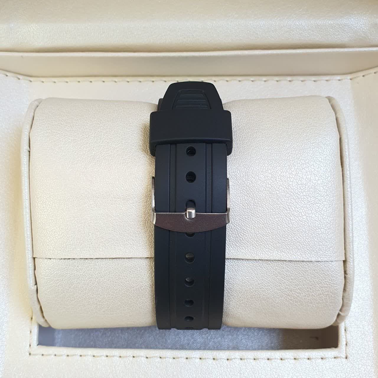 ساعت مچی مردانه امپاور رنگ‌بندی مشکی بند رابر Empower