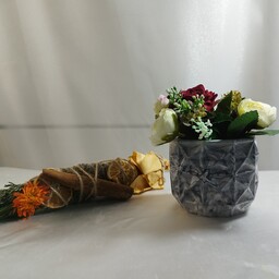 گلدان سنگی از جنس پودر سنگ هنری در تنوع رنگ ها سفارش قابل اجرا خواهد 