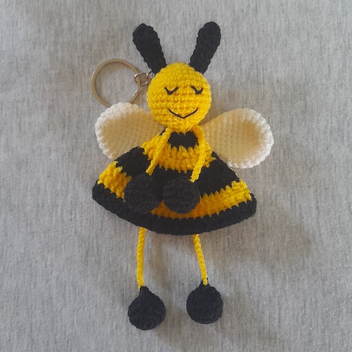 زنبور بافتنی جاکلیدی بافتنی جاسوئیچی بافتنی آویز کیف بافتنی                       
