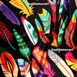 روسری فام طرح پر رنگارنگ ابعاد 130 جنس نخی چهار فصل و ابریشم کجراه دور دوزی شده تعداد محدود