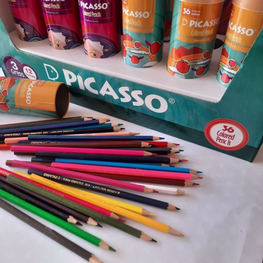 مداد رنگی 36 رنگ استوانه ای پیکاسو
جعبه فلزی