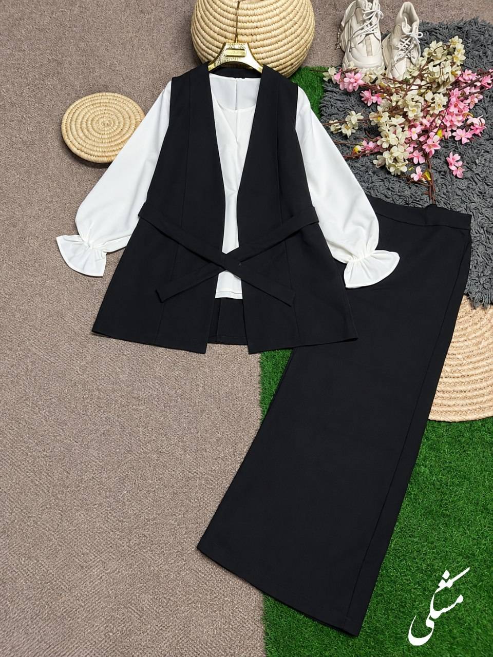 Vest/Pants/Blouse/Belt Set