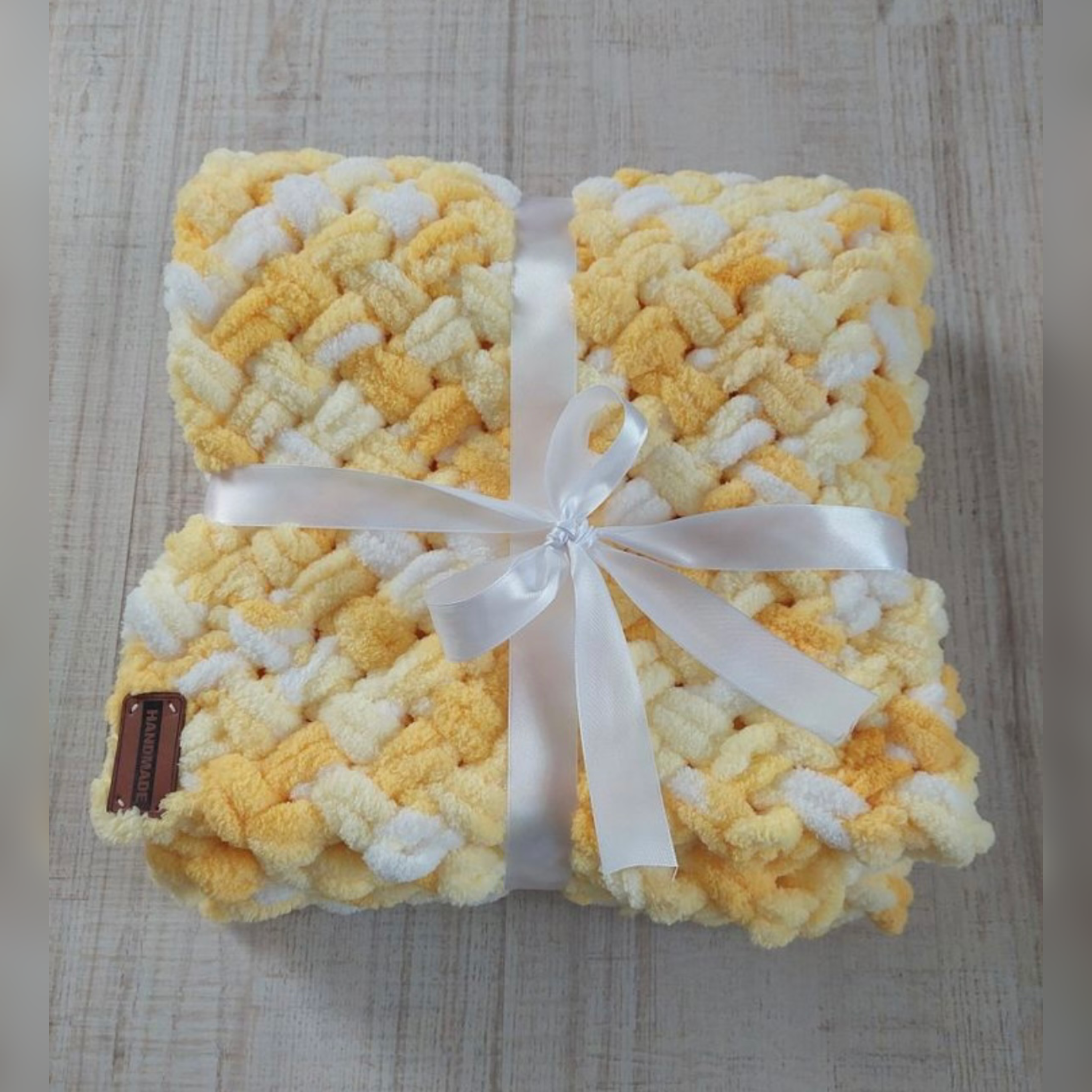 Elizpuffy handmade baby blanket