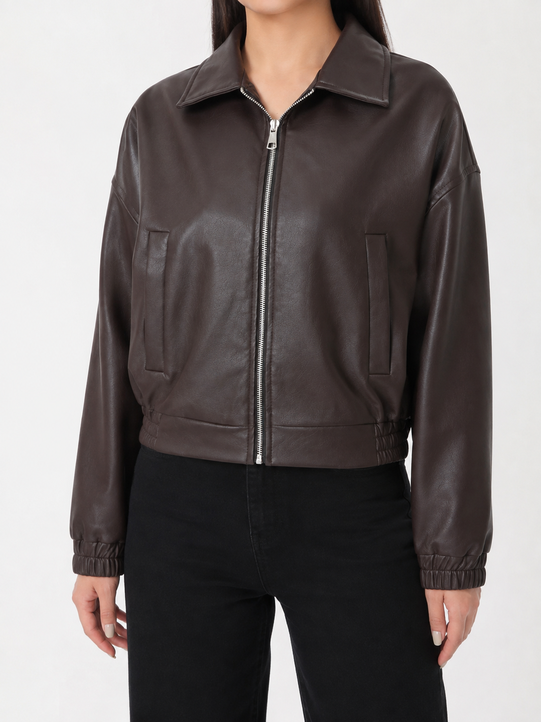 Women's collared, zippered leather jacket