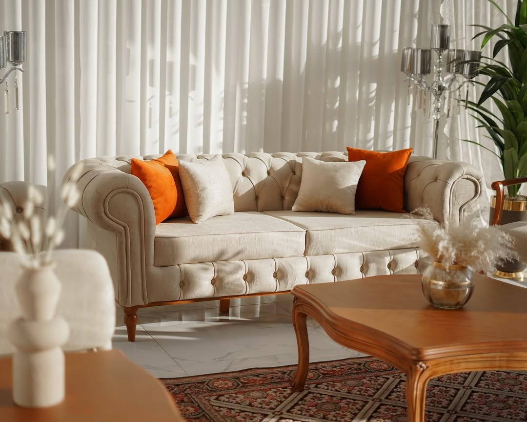 Senator 7-seater Chester sofa
