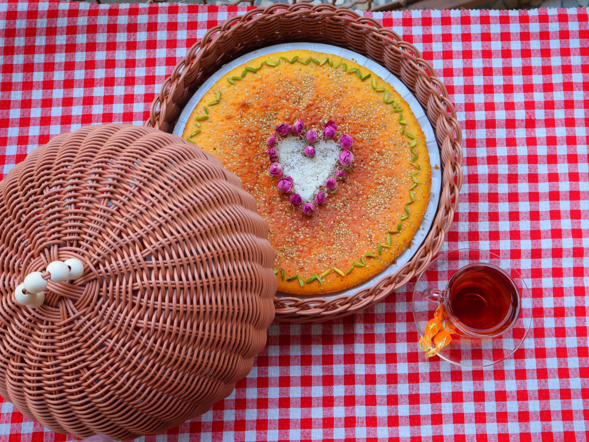 Handmade cupcake (holder) or bread basket