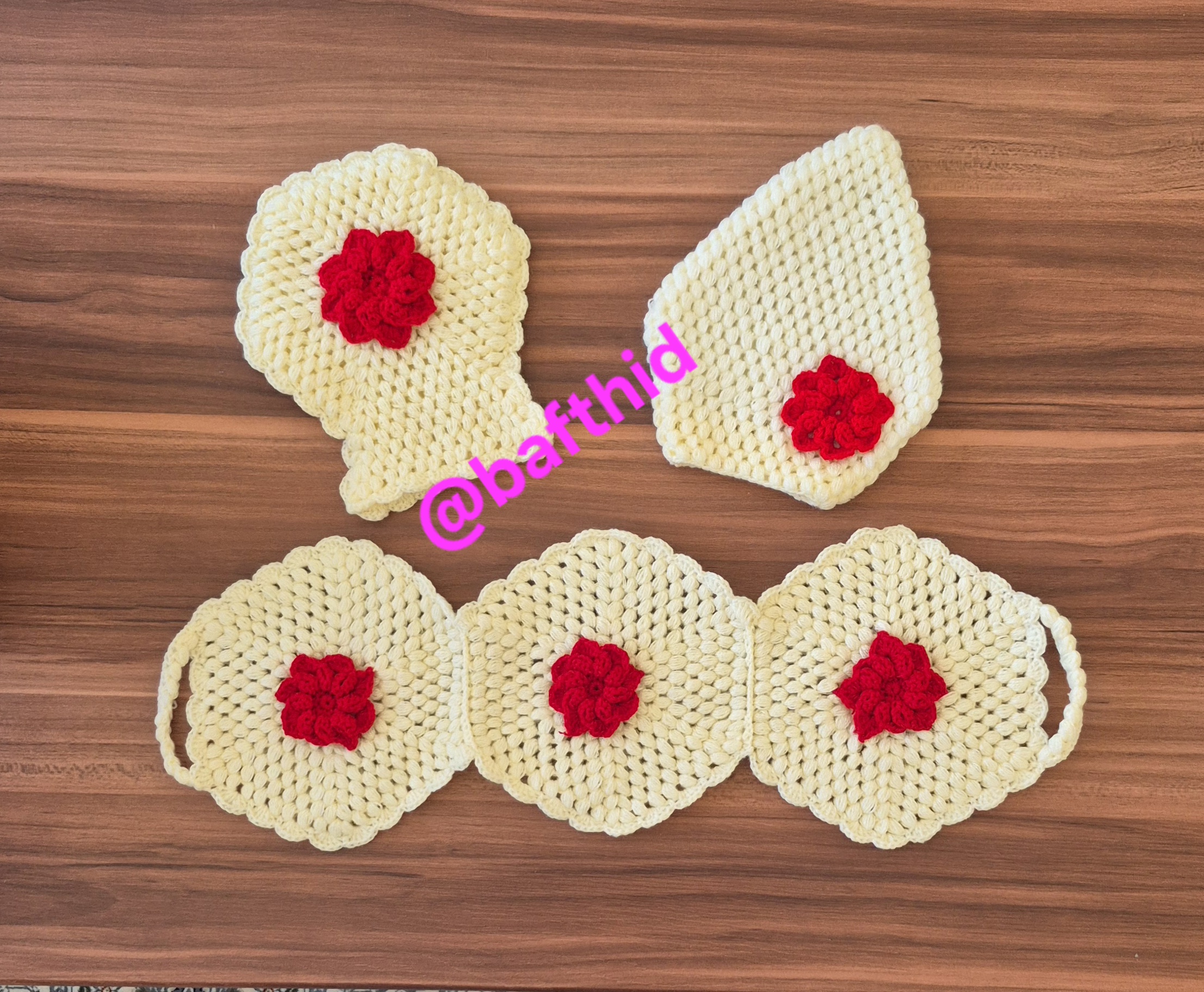 Handmade Bridal Three-Piece Loofah