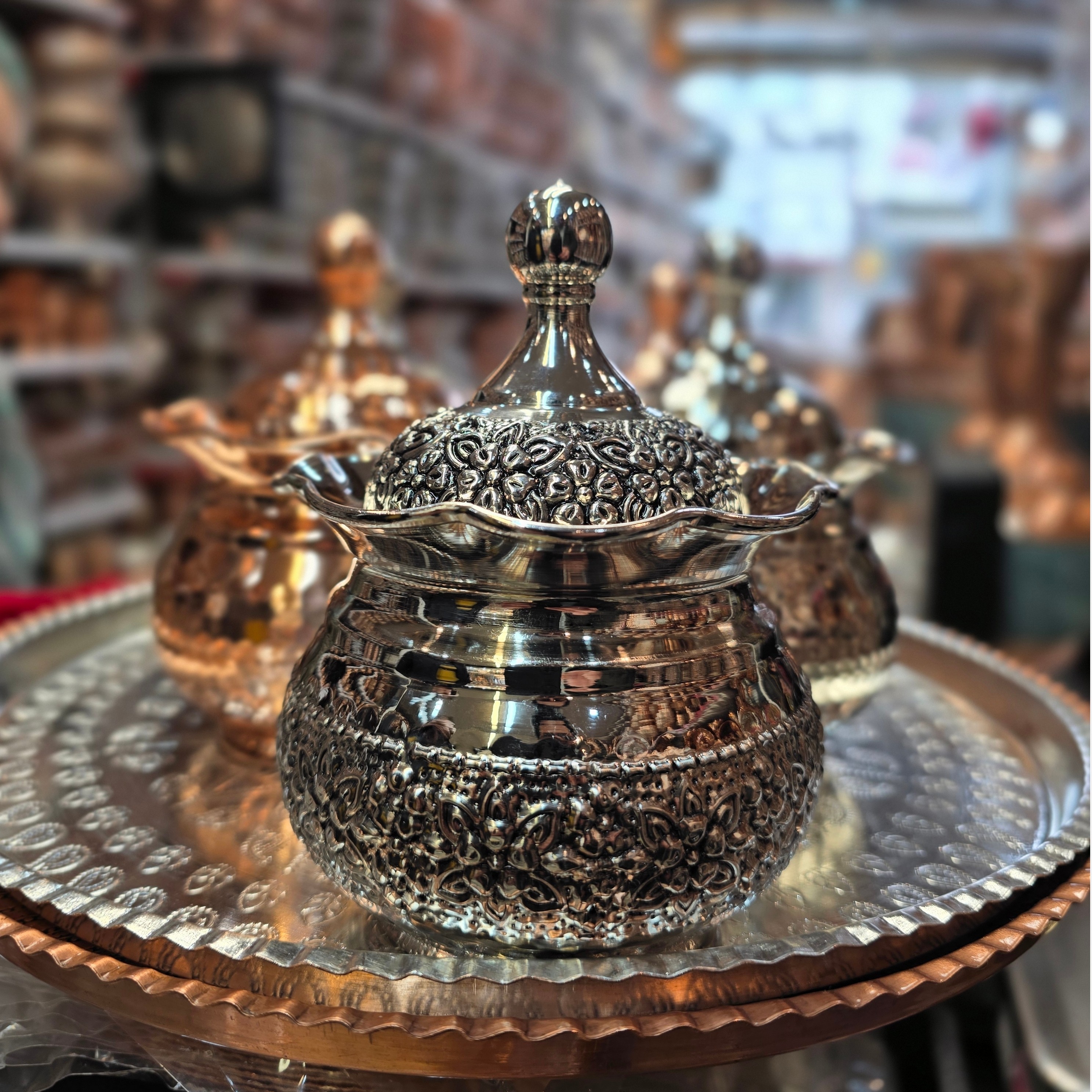 قندان مسی گلبری بدون پایه کروم لب چین با طراحی زیبا و کلاسیک
