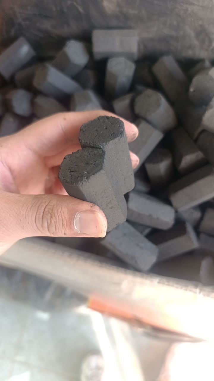 High-Quality Charcoal Briquettes